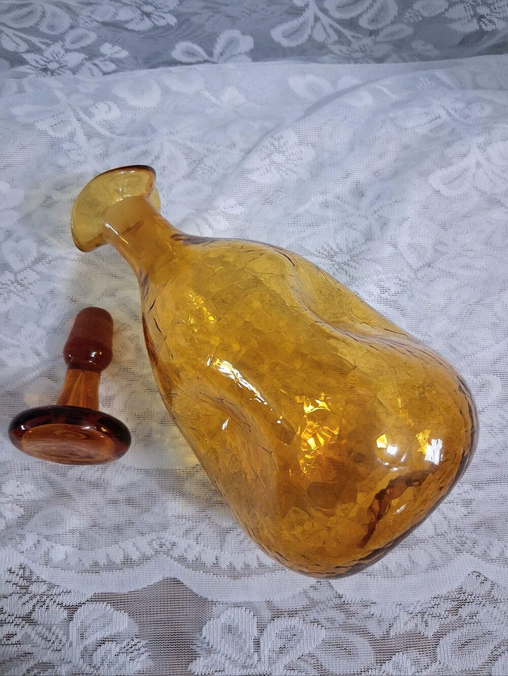 Vintage Blenko Honey Amber Pinched Crackle Glass Decanter 3 Lobe MCM - Picture 8 of 11